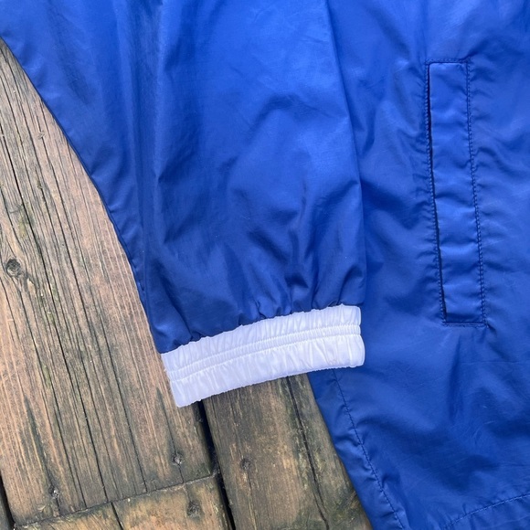 Vintage 1990 Nike Windbreaker Right side Swoosh  White and yellow stripe on back - Picture 5 of 6